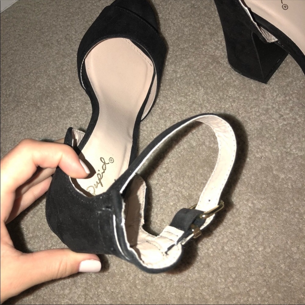 Qupid strappy heels